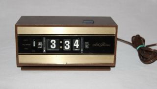 Vintage 1970s Retro Seth Thomas Speed Read Relax Lite Alarm Digital Flip Clock