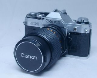 Canon Ae - 1 Vintage Slr 35mm Film Camera Albinar 135mm F/2.  8 Fd Lens Japan