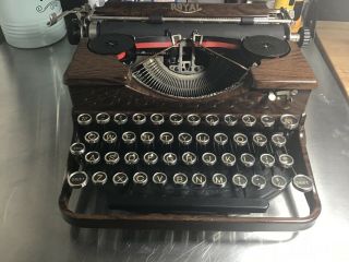 Vintage Royal Portable Typewriter Model P 1929 No Case