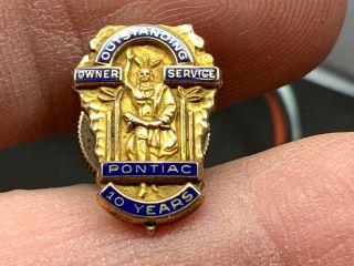 Pontiac 10k Gold 10 Years Outstanding Owner Service Award Pin.  Stunning Indian.