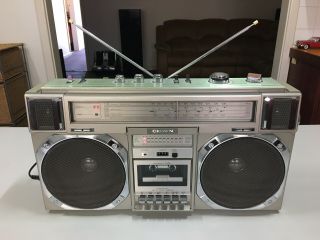 Vintage Boombox Crown Csc - 950f