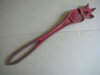 American Single Line Antique Cast Iron Barbed Wire Fence Stretcher Repair Tool