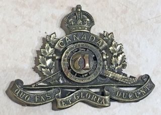 Ww1 Canadian 71st Overseas Field Battery Cap Badge