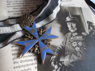 Pour Le Merite Oak Leaves Medal Antique Hard Enamel Ww I And Ww Ii Combat Medal