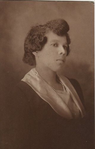Circa 1920s Rppc Photo Of African - American Woman