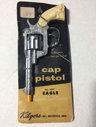 Vintage 1950’s Kilgore Cap Gun Pistol Eagle No.  2227 On Card Unfired