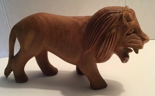 Vintage Unique Hand - Carved Wooden Lion - Wood Details 2