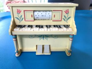 Enesco 1985 Small World Of Music Box Piano " Variations On A Theme By Paganini "