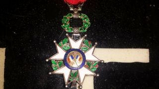 WWI French Legion of Honor Luxury Model w/3 Diamonds and Gold Center 2