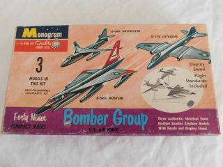 Vintage 1960 Monogram Bomber Group U.  S.  Air Force Forty Niner Model Kit P408 - 49