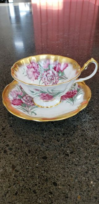 Queen Anne Bone China England Teacup And Saucer: White With Pink Flowers And.