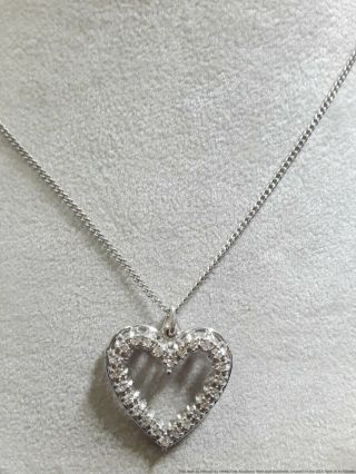 Vintage 14k White Gold Diamond Heart Ladies Necklace Pendant Fine Jewelry