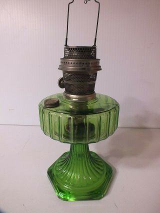 Vintage Antique Aladdin Model B Green Oil Lamp With Burner