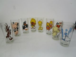 Vintage 1973 Pepsi - Cola Warner Brothers Looney Tunes Glass Cups