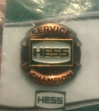Hess Service Champion Pin - Bronze