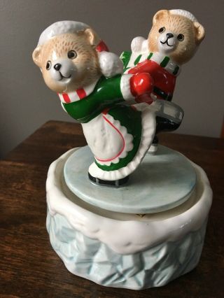 Vtg Porcelain Wind - Up Music Box Skating Bears George Good White Christmas Euc