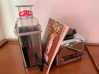 Vitamix 3600 Plus Vintage Blender Stainless Steel W Recipes & Instructions Book