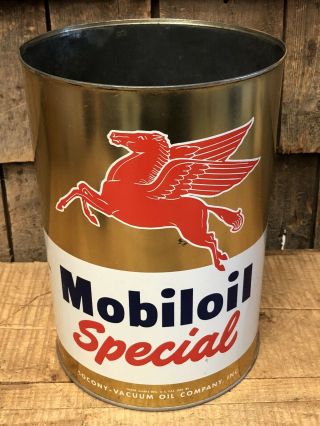 Vintage 5 Qt Metallic Gold Mobiloil Special Motor Oil Can Gas Station Pegasus
