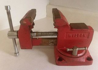 Wilton 121068 Bench Vise With 3 1/2 " Jaw Swivel Base & Pipe Grips - Made In Usa