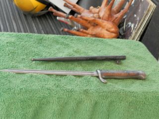 Vintage Ww I/ww Ii Erfurt 8400 German Bayonet & Metal Scabbard