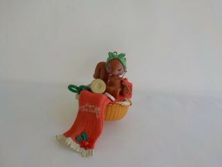 1996 Lustre Fame Squirrel in a Sewing Basket Christmas Ornament Total 1 2