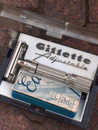 Vintage Gillette 1959 E4 " Fatboy " Adjustable Razor,  Orig Case Blades