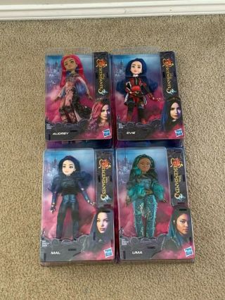 Disney Descendants 3 Dolls Set Of 4 Audrey,  Evie,  Uma,  Mal