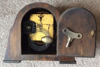 Art Deco - Vintage Westminster Chimes Mantle Clock with Key & Pendulum 2