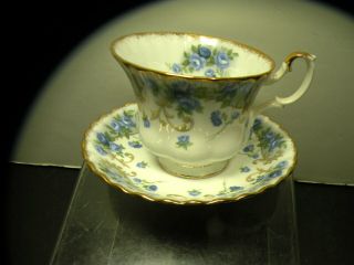 2PC HAND PAINTED ROYAL ALBERT ENGLAND BLUE FLOWER BUDS BONE CHINA CUP & SAUCER C 2