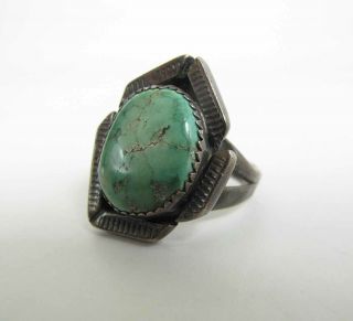 Vintage Navajo Hand Made Sterling Silver Ring With Green Turquoise