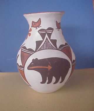 Acoma Mexico M.  Antonio Native American Pottery Vase Bear Design