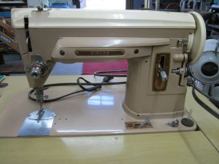 1958 Singer 404 Vintage Slant Needle Sewing Machine W/cabinet - Plus Accessories
