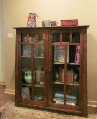 Mission Arts & Crafts Style Oak Bookcase.  Antique,  Circa 1915.