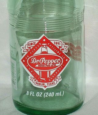 2 DUBLIN DR PEPPER 8 oz GREEN GLASS BOTTLES IMPERIAL PURE CANE SUGAR TEXAS EMPTY 3