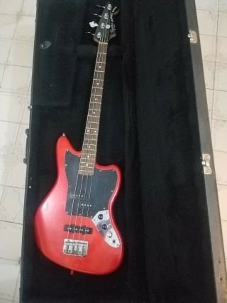 Combo Fender Squier Jaguar Bass Red,  Vintage Case Fender