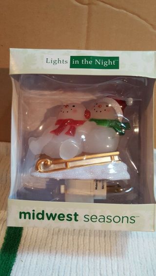 Midwest Seasons Lights In The Night Snowmen Sledding Christmas Nitelight