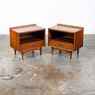 Mid Century Modern Nightstands End Side Tables Broyhill Sculptra Drawer Vintage