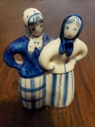 Vintage Gzhel Blue White Porcelain Two Ladies Figurine Hand - Painted Ussr