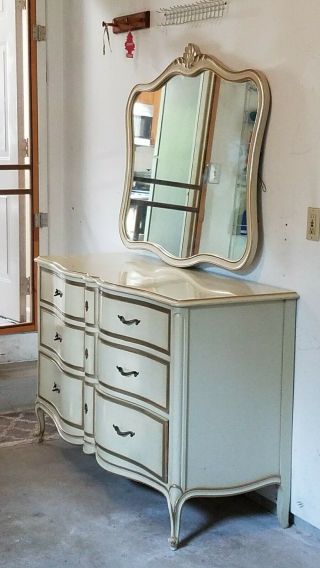 Vintage French Provincial Dresser,  With Mirror,  6 Huge Drawers Color.