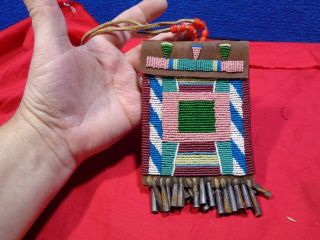 Vintage Native American Indian Beaded Bag 4
