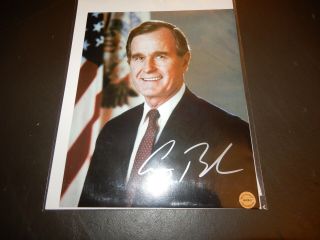 Us President George Hw Bush Hand Signed 8x10 Photo Autograph