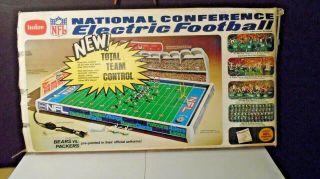 Vtg 1972 Tudor Nfl Electric Football Chicago Bears And Green Bay Packers