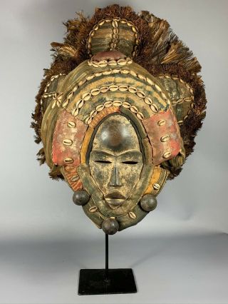 191111 - Old Tribal African Mask From The Dan Guere - Liberia.