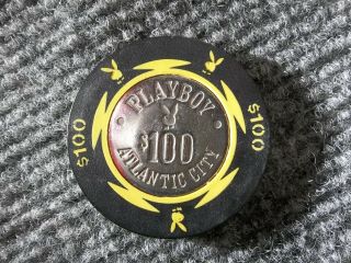 Casino Chip $100 Playboy Ac Atlantic City Yellow With Coin Center