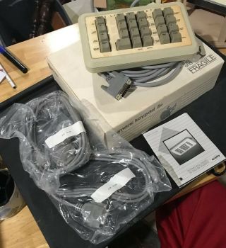 Vintage Apple Numeric Keypad For The Apple Iie Computer Model A2m2003 Cables