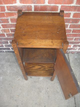 Antique Mission Oak Smoking Cabinet Smoker/Vice Stand Table Arts&Crafts 1910 ' s 3