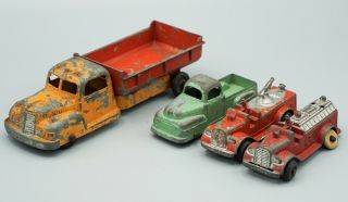 Set Of 4 Vtg Tootsietoy Tootsie Toy Die Cast Cars 3 Small 1 Medium Sized 26