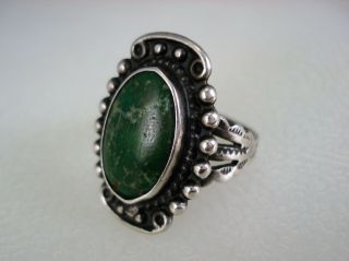 OLD Fred Harvey era STERLING SILVER & DEEP GREEN TURQUOISE RING sz 7.  5 2
