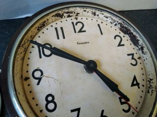 Vintage Genalex bakelite electric wall clock Made in england 3