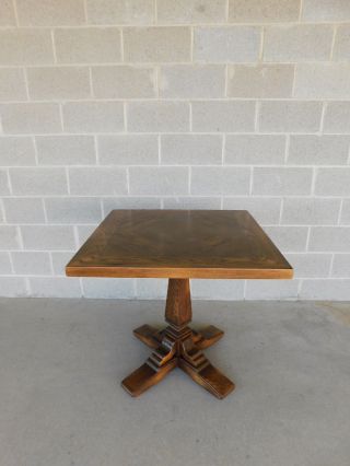 Romweber Viking Oak Pedestal Game Or Dinner Table 32 X 32